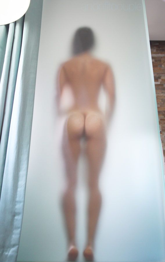 Sexy ass transparence