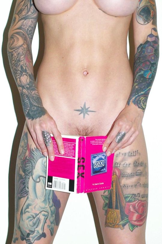 Sexy tatoo nude underboobs, but reading